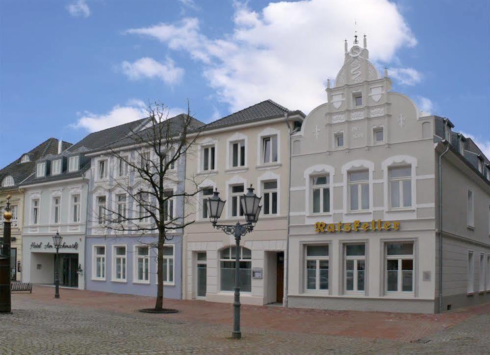 Hotel Am Fischmarkt Stade Exterior photo